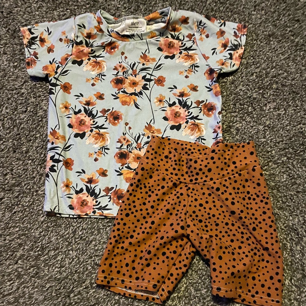 Set of 3 stretchy boutique short sets